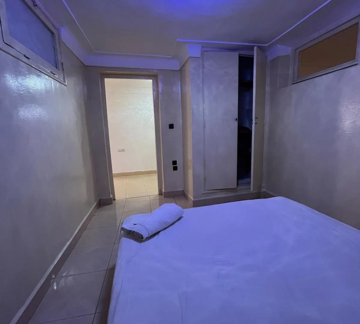 Quiet 2 Bedroom Apartment And Terrace Center Marrakesz Maroko